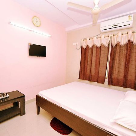 Shree Lakshmi Guest House Βιζαχαπατνάμ Εξωτερικό φωτογραφία